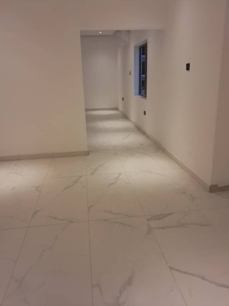 6 BEDROOM HOUSE FOR SALE-image