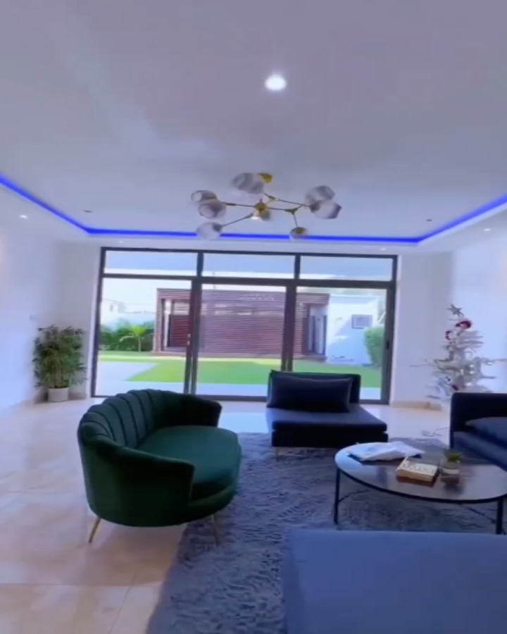 4 BEDROOM HOUSE FOR SALE-image