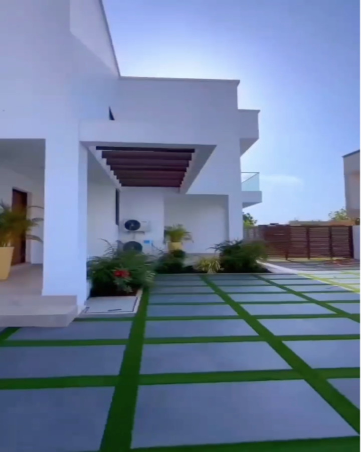 4 BEDROOM HOUSE FOR SALE-image