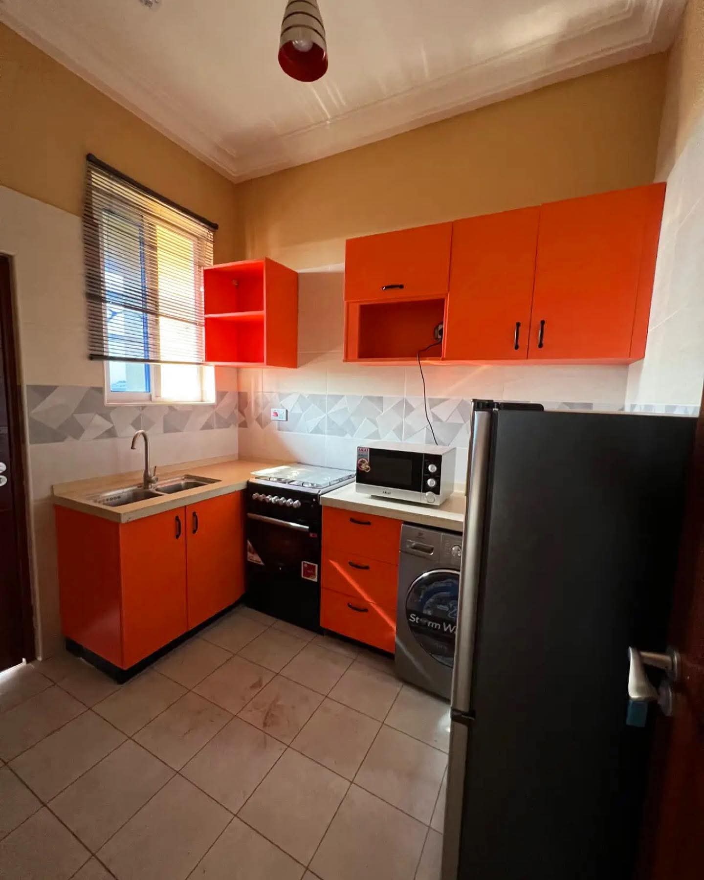 1 BEDROOM APARTMENT FOR RENT-image