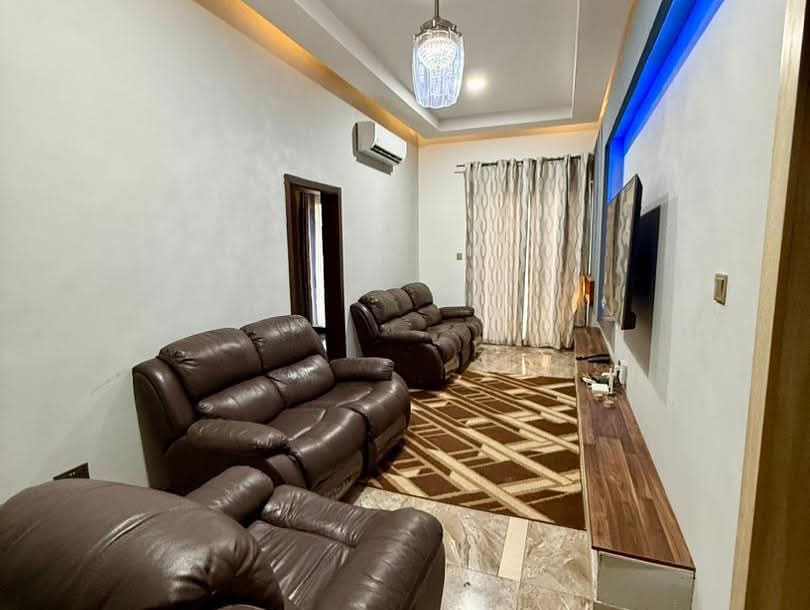 3 BEDROOM TOWNHOUSE FOR SALE-image