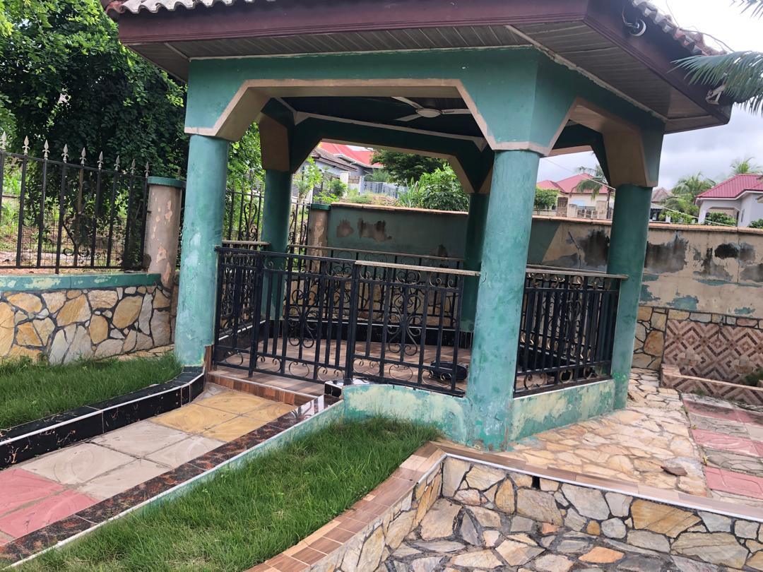 2 BEDROOM HOUSE FOR SALE-image