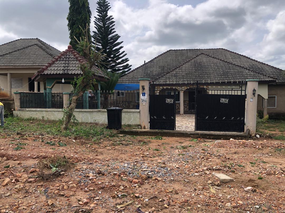 2 BEDROOM HOUSE FOR SALE-image