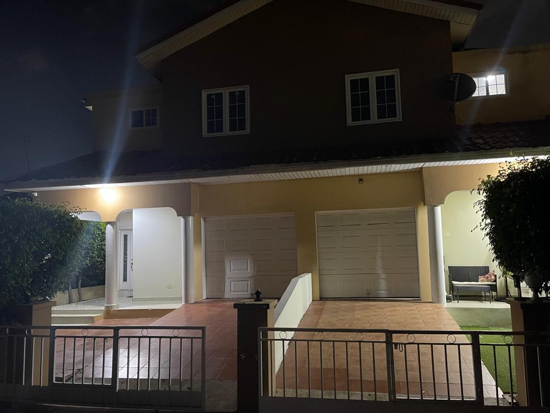 3 BEDROOM FULLY FURNISHED SEMI DETACHED HOUSE FOR RENT