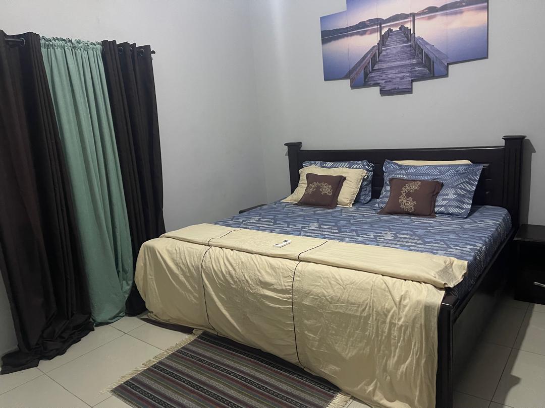 3 BEDROOM FULLY FURNISHED SEMI DETACHED HOUSE FOR RENT-image