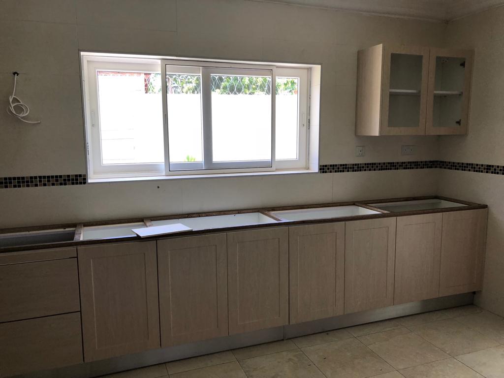 5 Bedroom House For Rent-image