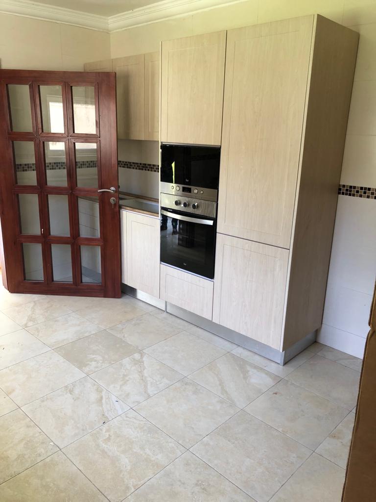 5 Bedroom House For Rent-image