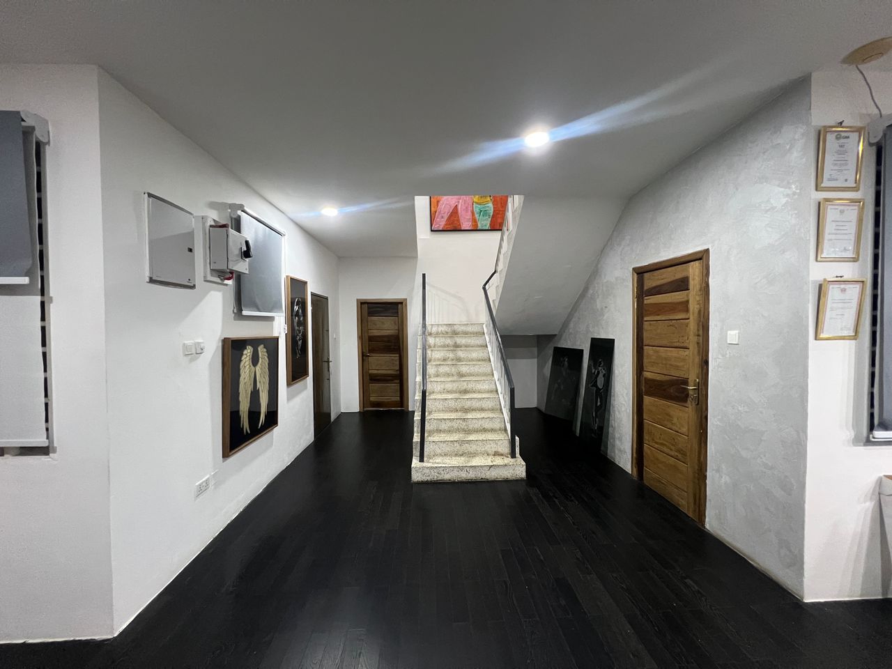 Commercial Property For Rent||-image