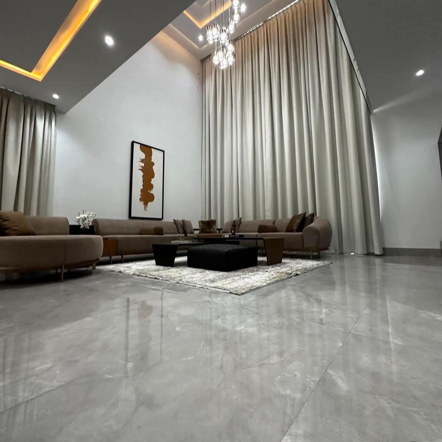 4 BEDROOM HOUSE FOR SALE-image