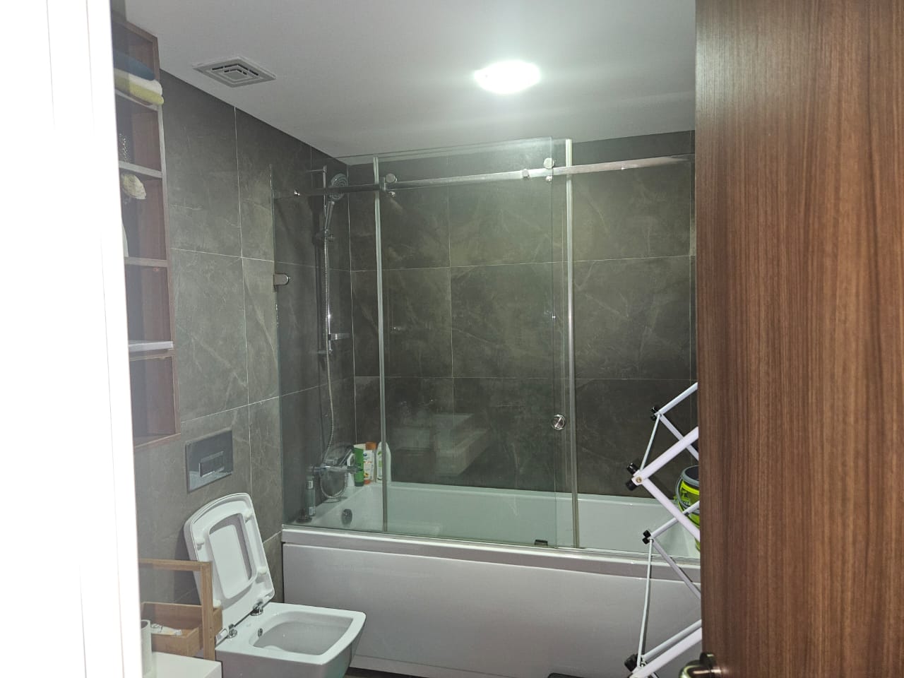 1-Bedroom Apartment For Rent-image