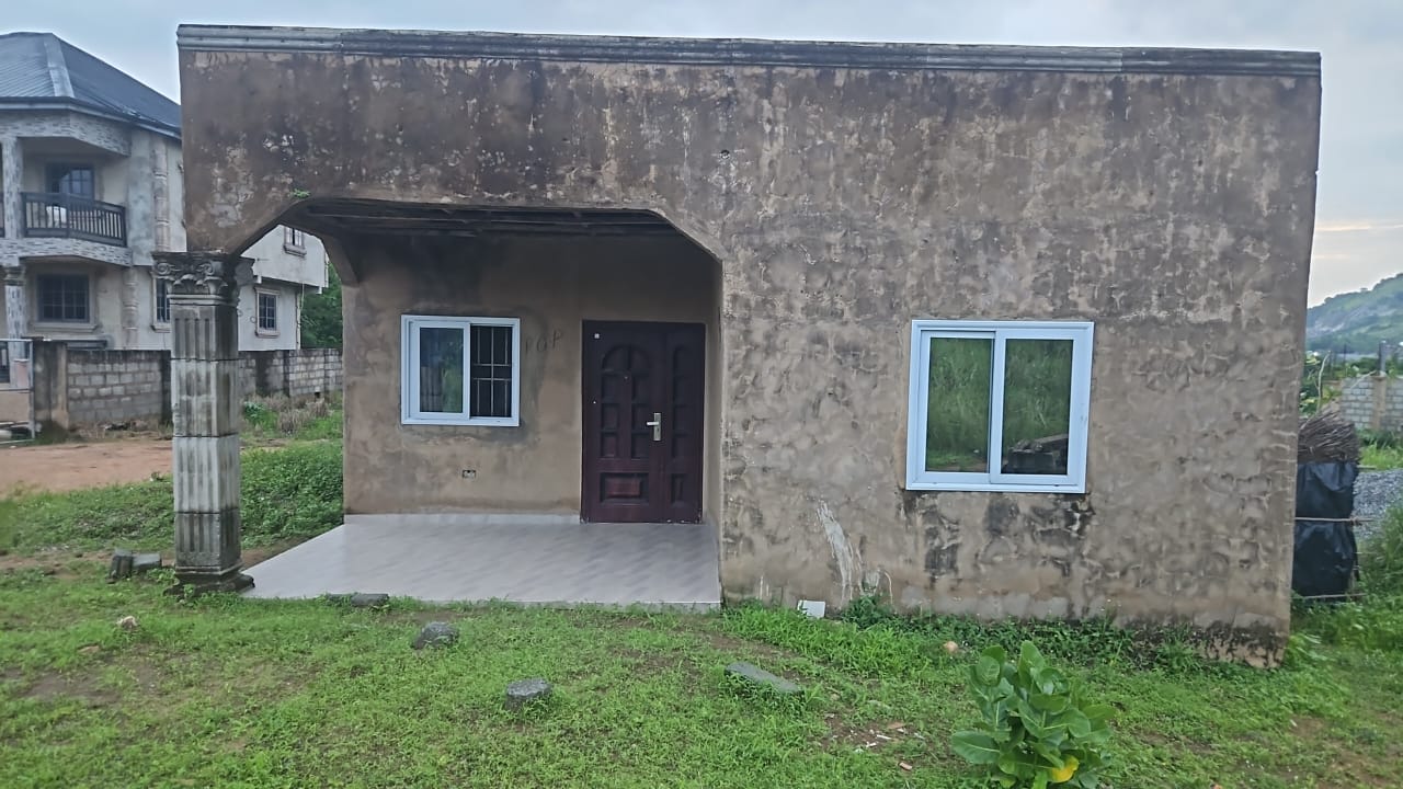 3 BEDROOM HOUSE FOR SALE